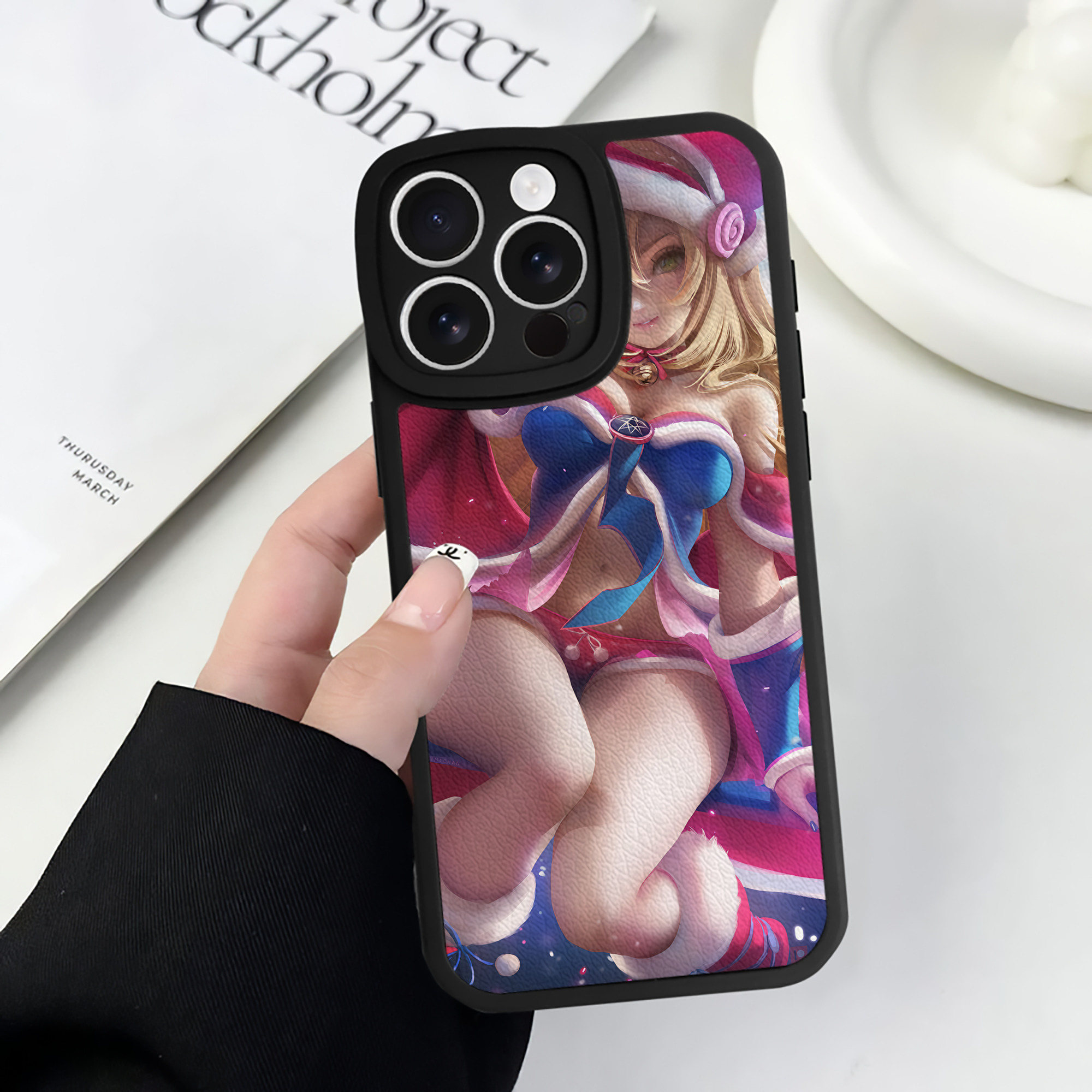 （画像用） 遊☆戯☆王 Yu-Gi-Oh! 【iPhone 16シリーズ対応】シリコンスマホケース（レザー調） 材質：シリコン